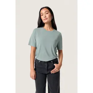 T-shirt de mulher Soaked in Luxury Columbine Loose fit image-2