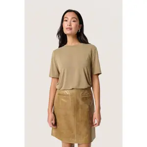 T-shirt de mulher Soaked in Luxury Columbine Loose fit image-2
