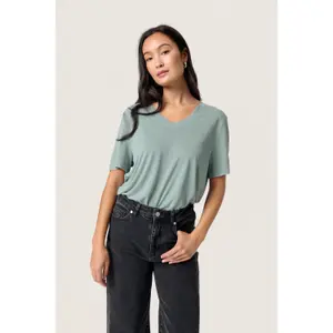 T-shirt com decote em V para mulher Soaked in Luxury Columbine Loose fit image-2
