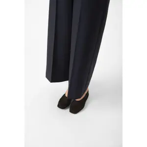 Wide leg women's trousers Soaked in Luxury Corinne image-6