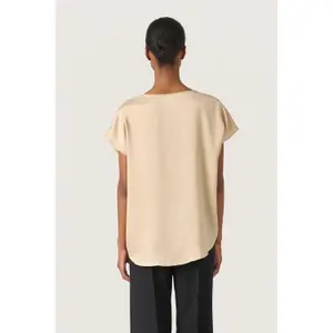 T-shirt de mulher Soaked in Luxury Ioana Marija image-4