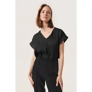 Camiseta de mujer Soaked in Luxury Ioana Marija image-1