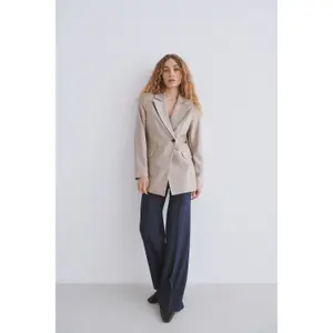 Women's fitted blazer Soaked in Luxury Charvi Corinne image-4
