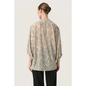 Women's blouse Soaked in Luxury Osaka Amily image-5