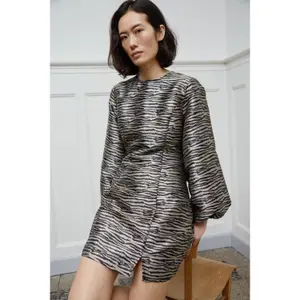 Women's dress Soaked in Luxury Elowen image-4