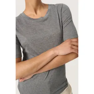T-shirt de mulher Soaked in Luxury Fauna image-5