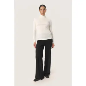 Jersey de manga larga con cuello alto para mujer Soaked in Luxury Fauna image-2