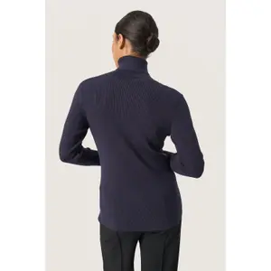 Saltador de gola rulê feminino Soaked in Luxury Sina image-4