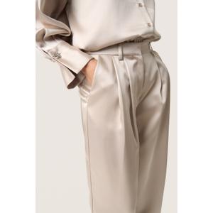 30408097-130404-women-s-trousers-soaked-in-luxury-liva-ancient-scroll