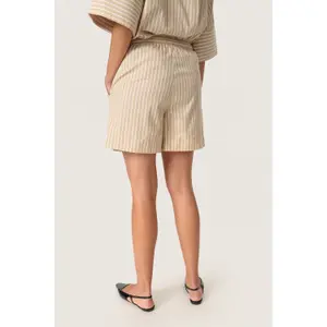 Shorts für Damen Soaked in Luxury Kaily image-5