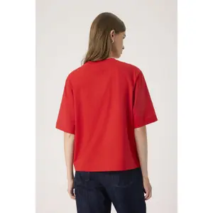 T-Shirt Soaked in Luxury Jina image-4