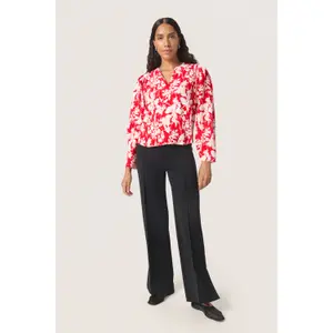 Blusa de mujer Soaked in Luxury Oline image-1