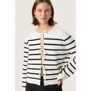 Women's vest Soaked in Luxury Haven image-1