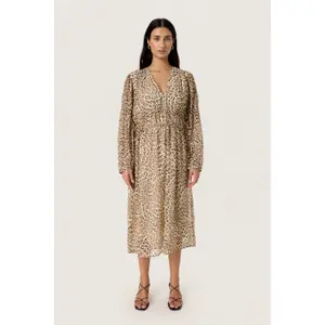 Women's dress Soaked in Luxury Anaya Midi image-1