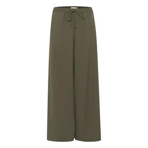 product/s/o/soaked-in-luxury_30408448-190511_0.jpg