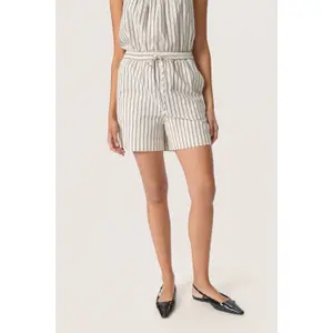 Women's shorts Soaked in Luxury Anviette image-3
