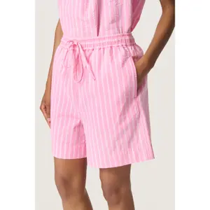 Women's shorts Soaked in Luxury Anviette image-1