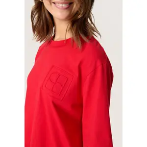 Women's T-shirt Soaked in Luxury Jina image-5