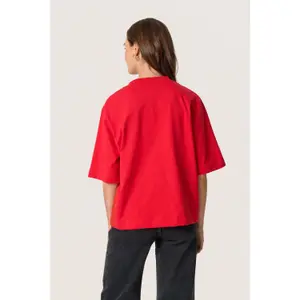 Women's T-shirt Soaked in Luxury Jina image-4