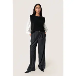 Gilet femme Soaked in Luxury Amaris image-1