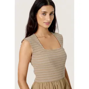 Women's dress Soaked in Luxury Simone image-4