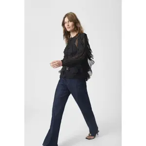 Women's blouse Soaked in Luxury Harietta image-5