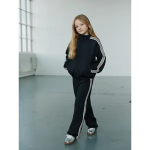 Girls' jogging trousers Sofie Schnoor Gabbisy image-3