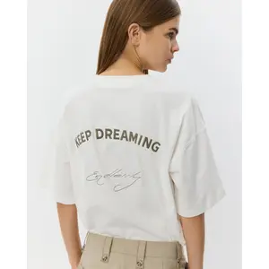 Boxy women's T-shirt Sofie Schnoor Vera image-3