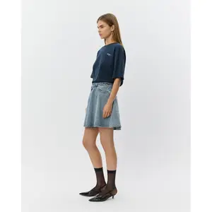 Boxy women's T-shirt Sofie Schnoor Vera image-5