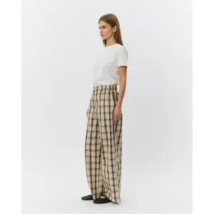 Women's T-shirt Sofie Schnoor Indy image-4