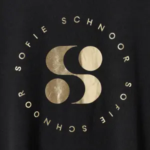 Women's T-shirt Sofie Schnoor Maisw image-2
