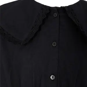 Girl's dress with buttons Sofie Schnoor image-2