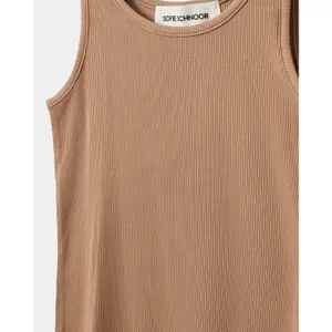 Body girl Sofie Schnoor Bjankasy image-2