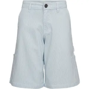 Kratká dívka Sofie Schnoor