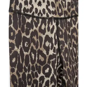 Girl's shorts Sofie Schnoor Avalasy image-2