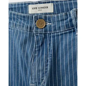 Jeans risca com corte regular menina Sofie Schnoor Ciannasy image-2