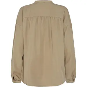 Woman's shirt Sofie Schnoor image-1