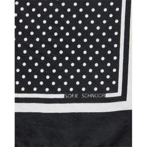product/s/o/sofie-schnoor_s251910-9096_black-off-white_3.jpg