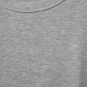 T-shirt de mulher Sofie Schnoor Nataliasw image-4