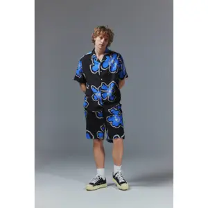 Short Solid Liam Flower image-3