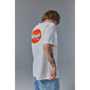 T-shirt Solid Brimmer image-5