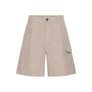 Short Solid Ethan Ugden image-0