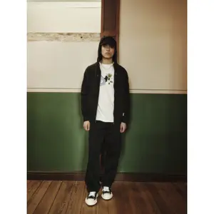 Sweatshirt com capuz e fecho de correr Solid Lenz image-4