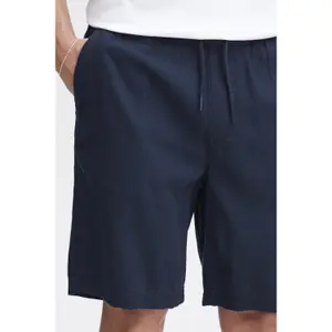 Short Solid Arelius Elas image-6