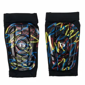 Shin guards G-Form Pro-S Compact image-0