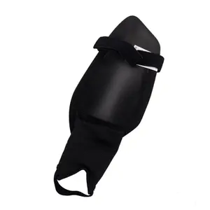 Protectores de canelas Nike image-1