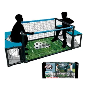 Campo de fútbol subterráneo con balón Sport One image-0