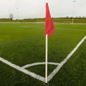 Juego de 4 esquineros articulados con 4 banderas Sporti image-0