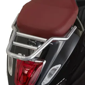 Support top case scooter Givi Monolock Piaggio Vespa Primavera 50-125-150 (14 à 20)