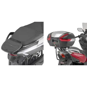 Støtte til scooterens topkasse Givi Monokey ou Monolock Sym Cruisym 300 (17 à 20)
